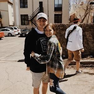 Meet your Posher, Hayley